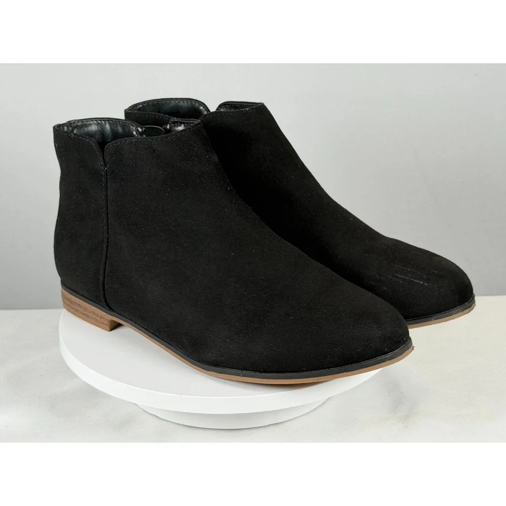 Cat & Jack Black Faux Suede Side Zip Ankle Bootie Kids Youth Size‎ 5